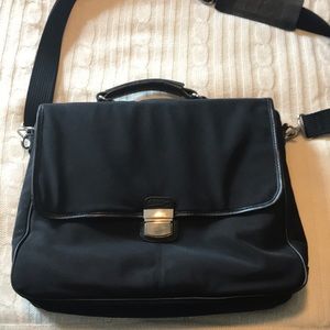 Banana republic messenger bag
